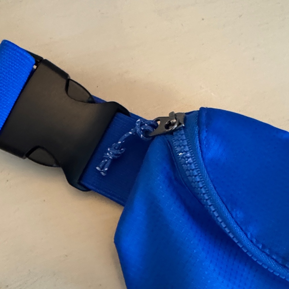 Brooks Vibrant Blue Waist/Fanny Pack - Picture 3 of 6